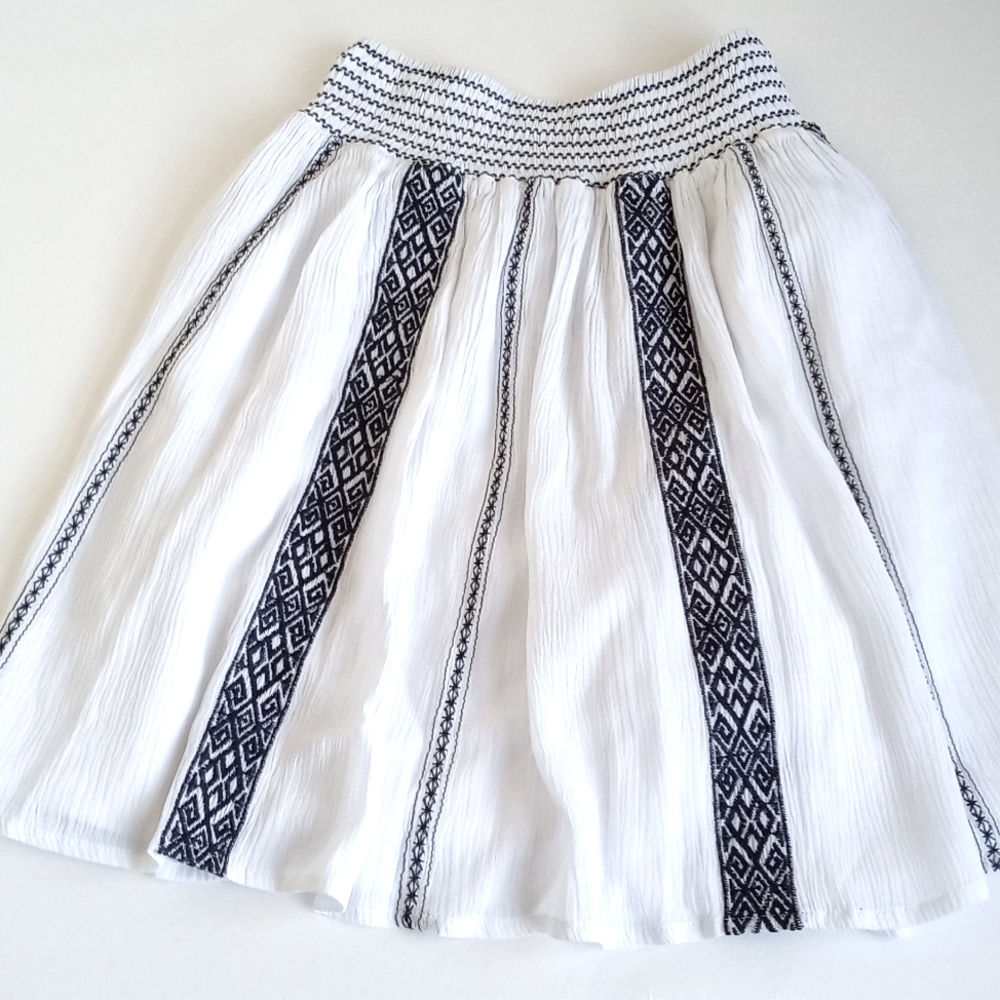 Francesca’s Collection Women’s White Black Lace Embroidered Summer Mini Skirt S
